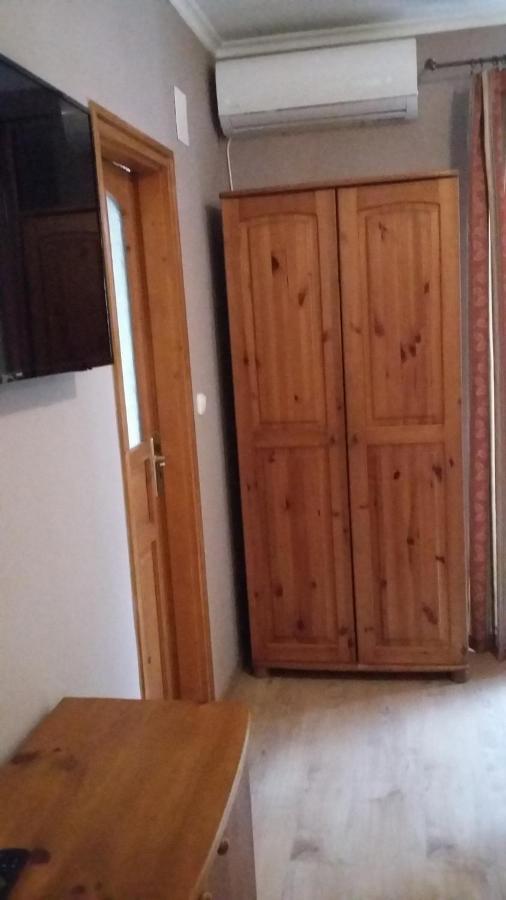 Gimi Vendeghaz Hotel Baja Bagian luar foto